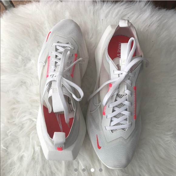 Nike Vista Lite (BRAND NEW), white womens size 8 - Picture 3 of 5